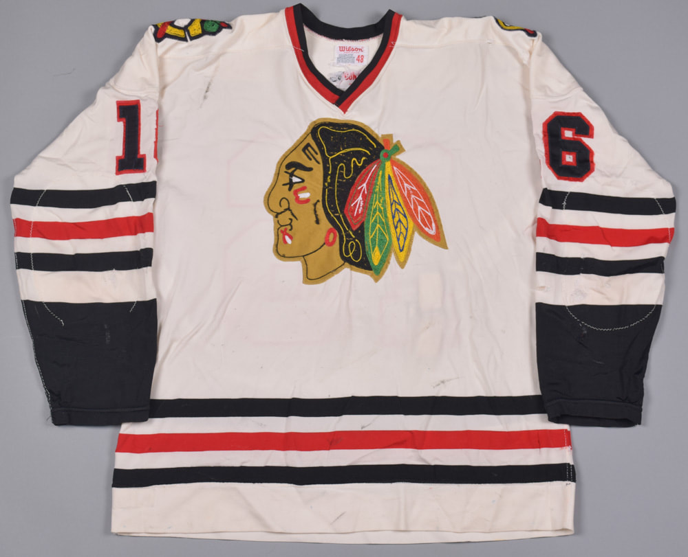 Early look at new Chicago Blackhawks jersey collars