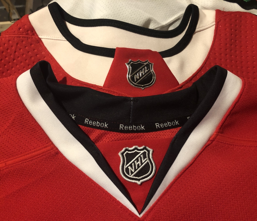 Reebok EDGE Jonathan Toews Chicago Blackhawks Authentic With Stanley Cup  Champions Jersey - Black